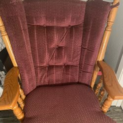 Amish High Back Glider Vintage Rocking chair new Condition