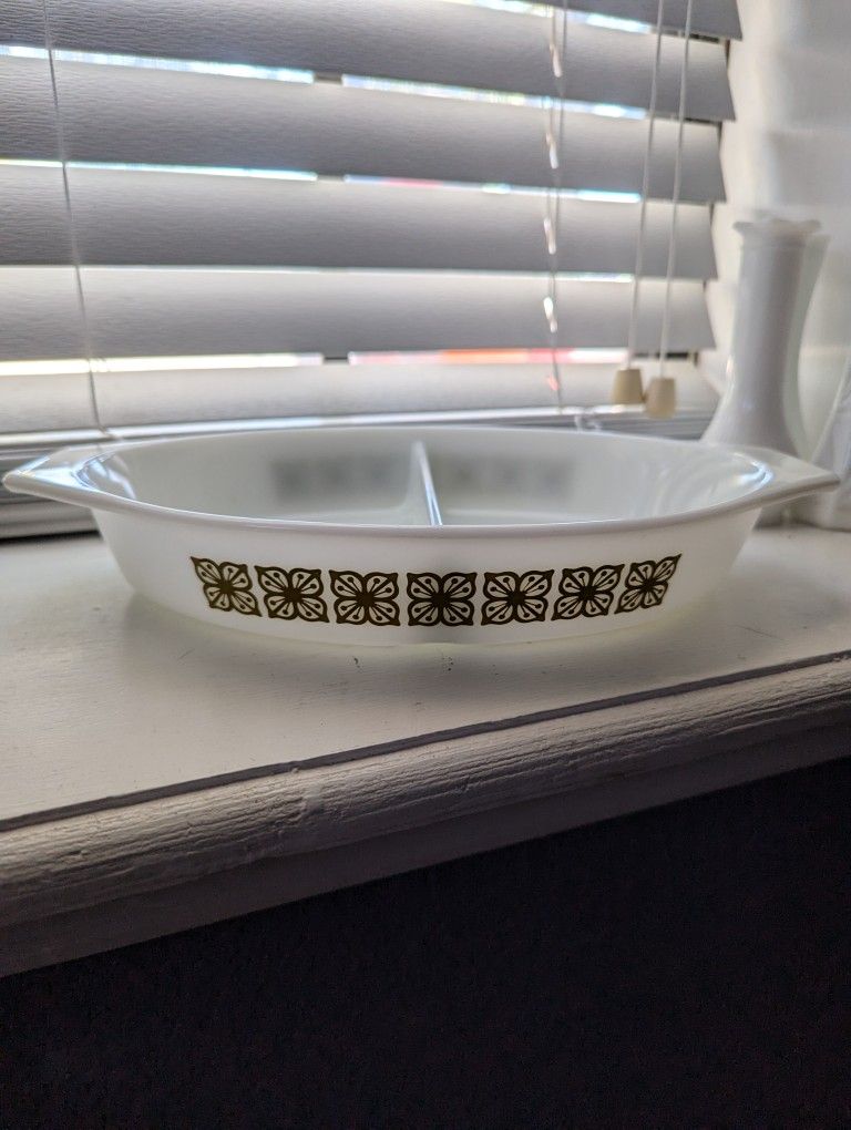 Milk Glass Pyrex, Great Condition, $15