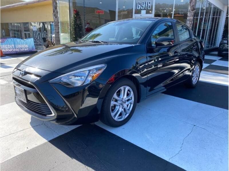 2017 Toyota Yaris iA