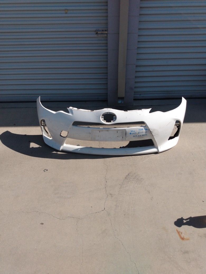 12 To 14 Front Bumper Toyota Prius C