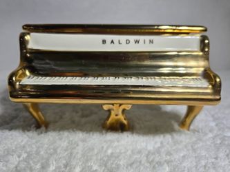 Vintage Liberace Miniature Baldwin Grand Piano Signature Music Box White & Gold