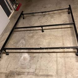 Queen Metal Bedframe