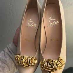 Christian Louboutin New Condition Red Sole Heel Pumps Gold Rose Size 4.5