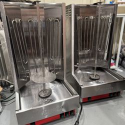 Avantco DG-02-E Electric 65 lb. Vertical Broiler - 208/240V