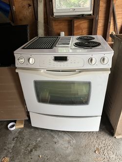 Jen Air Stove