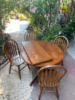 Solid wood dining set like new $125