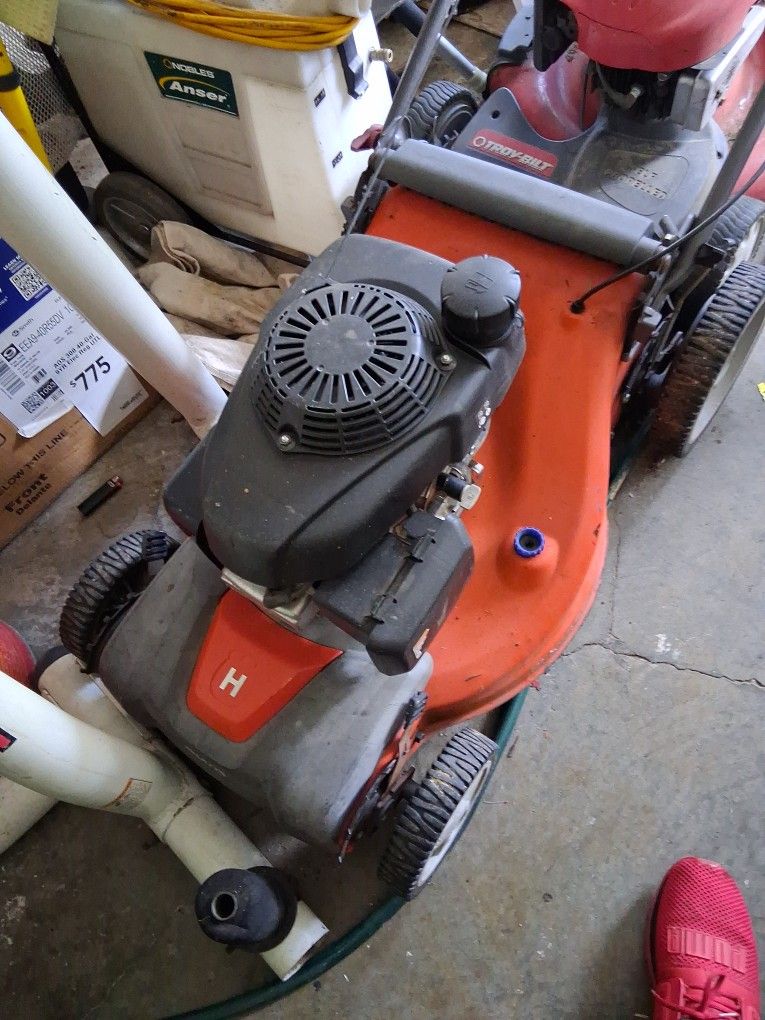 Lawm Mower