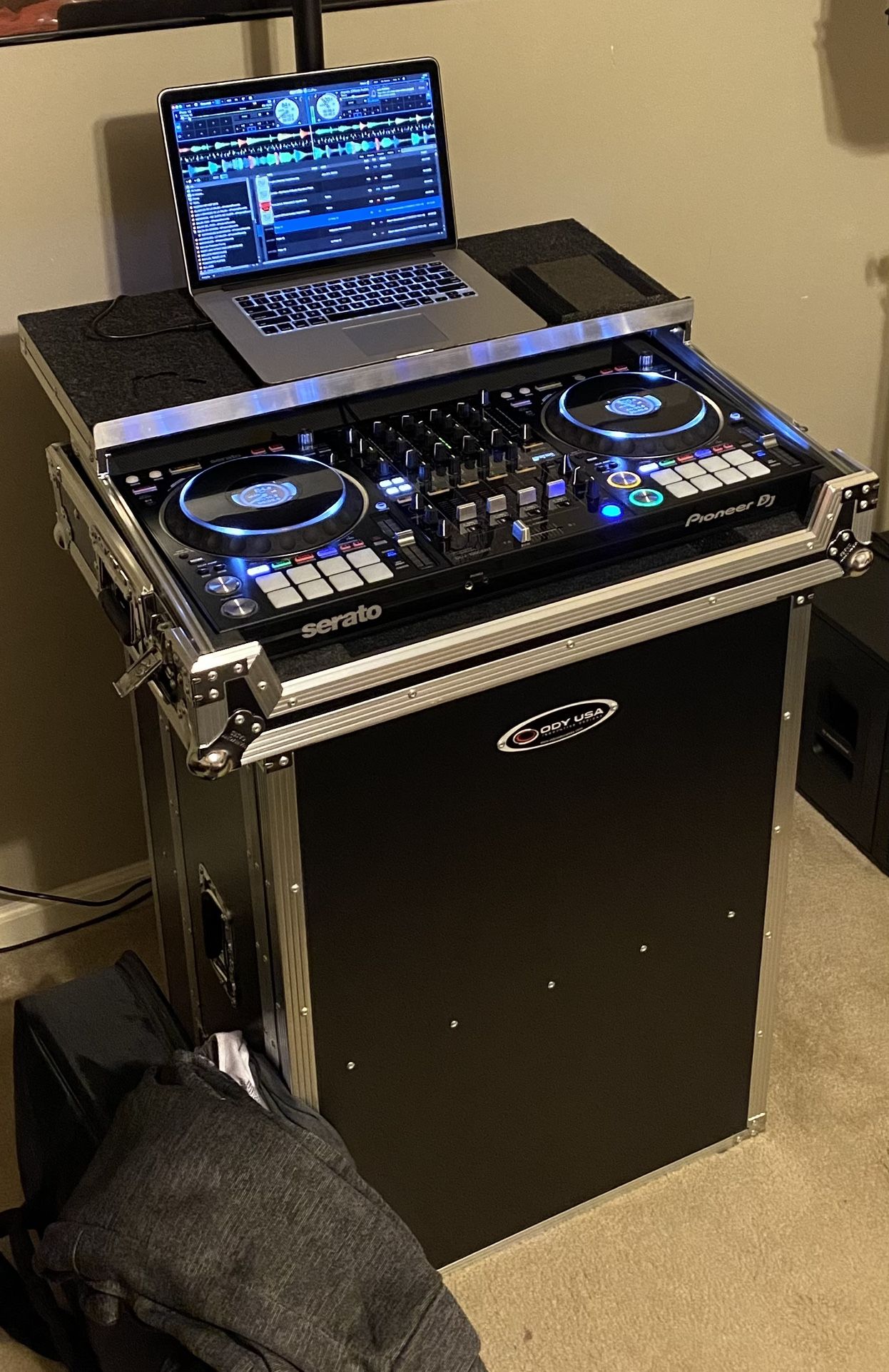 Odyssey FZF3336 ATA DJ Foldout Stand Item ODY FZF3336