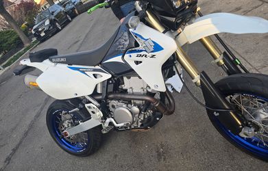 Suzuki DR-Z400SM Supermoto Motorcycle