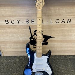 BEHRINGER Black & White Electirc Guitar 