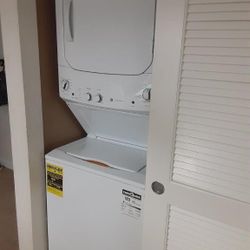 GAS- Washer/dryer Combo