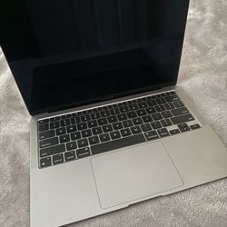 MacBook Air 13.3" Laptop