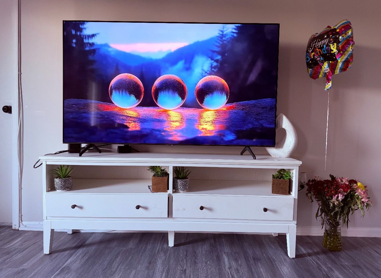 Tv Stand Used Few Months Like New New
