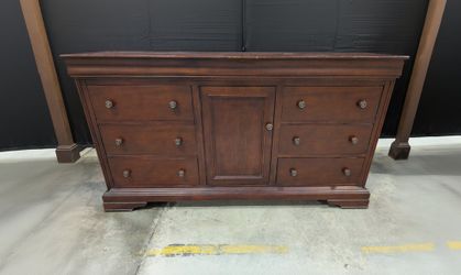 New Classic Home Furnishings Rich Wood Dresser with Cabinet