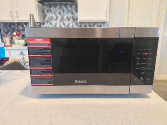 Galas microwave. Good condition. Air FRY