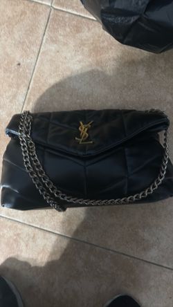 Ysl purse like new