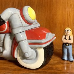 That’s Kooky Motorcycle Cookie Jar & Salt + Pepper Shakers