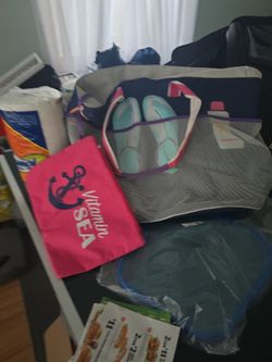 Large Beach Bag With Atta Hed Bag