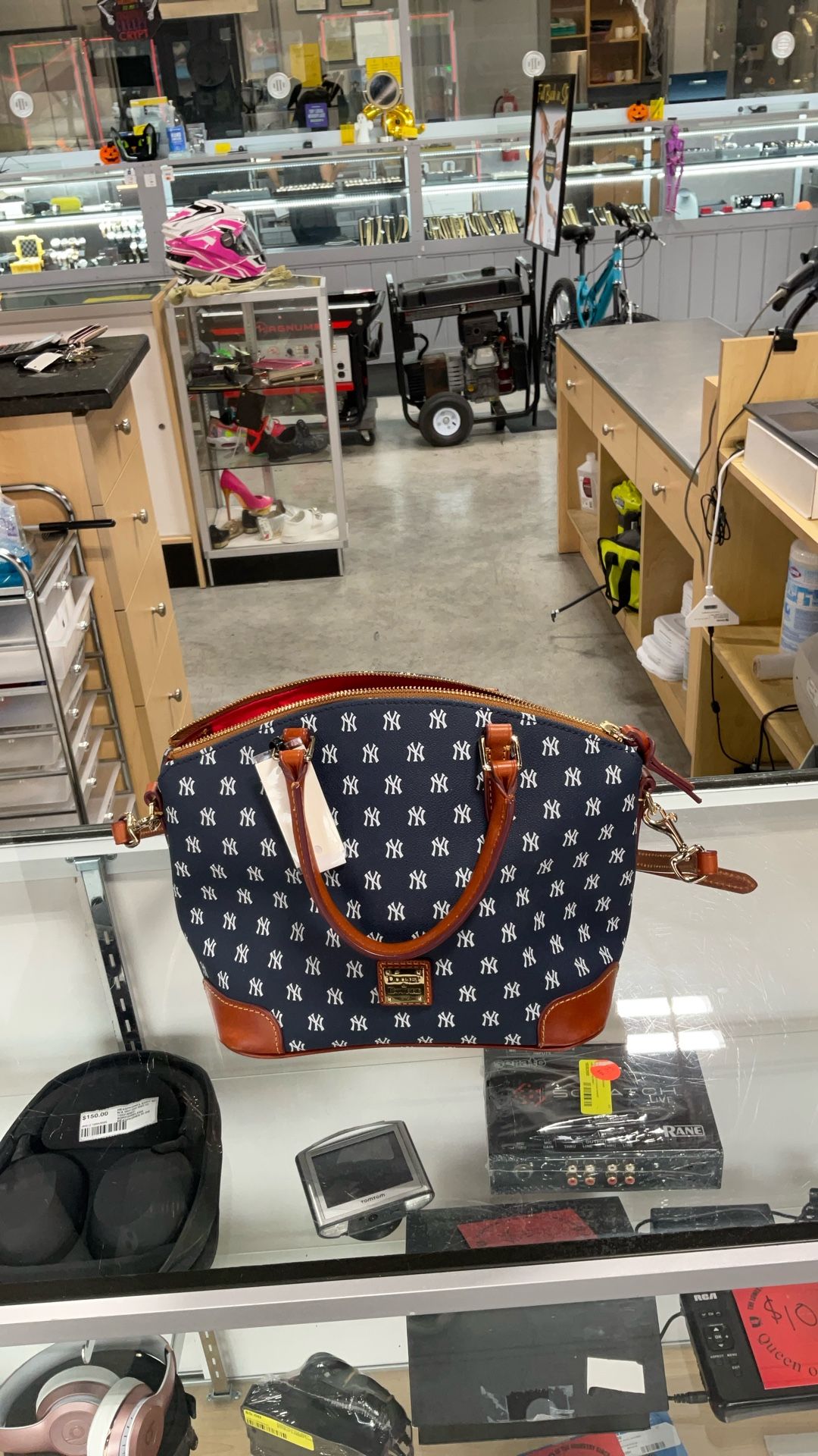 Dooney Bourke Purse