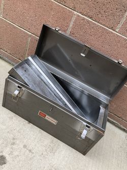 Craftsman Tool Box 18”