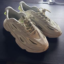 Adidas Osweego Size 6.5