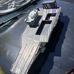 2001 Hasbro GI Joe USS Saratoga Motorized Aircraft Carrier missing parts