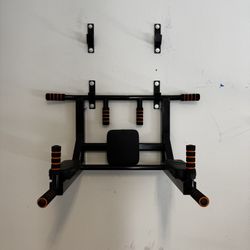 Wall Mounted Pull-up, Dip, And Knee Raises Station