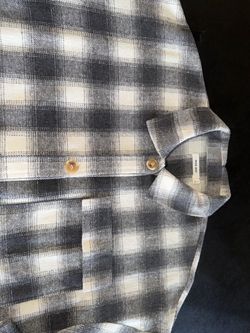 Size small Womens flannel great quality