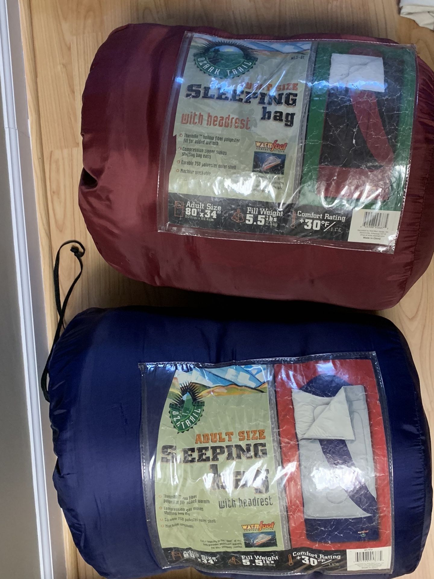 2 Sleeping Bags
