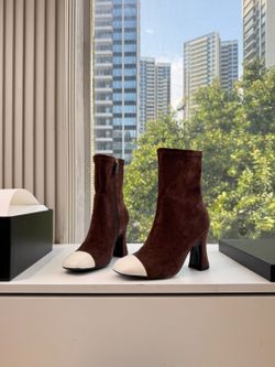 New Women’s Chanel Shoes for Winter