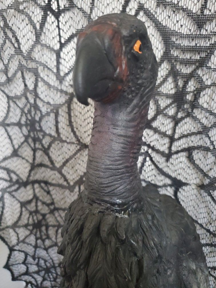 Vintage Foam Latex Halloween Prop Vulture Unbranded 8×10×19inches Haunted House