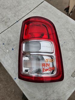 Dodge Ram 2500 right tail light Oem