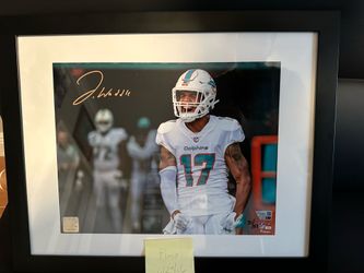 Miami Dolphins Jaylen Waddle Signed 8x10 Limited Edition Fanatics
