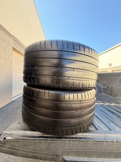 295/35/21 Michelin Pilot sport star spec 70% tread (2)