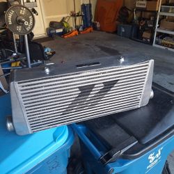 Mishimoto R Line Intercooler 