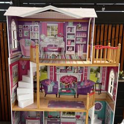 Large Doll House