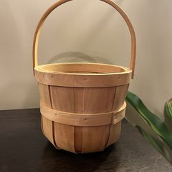 Round Wood Half Bushel Basket  With Handle Plants Pot