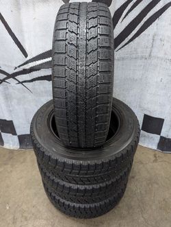 225/65r17 Toyo Observe GSI-5 studless winter snow tires