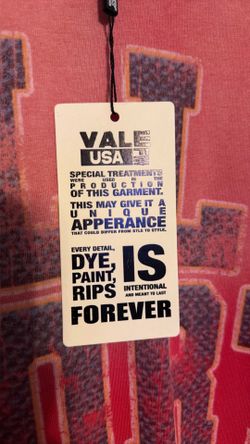 VALLEY DREAMS SPORTS DIVISION TEE SIZE XL RUNS SMALL FITS  A LARGE