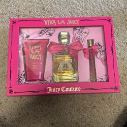 Brand New Pink Juicy Couture Perfume Set