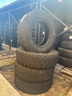 255/75R17 Firestone