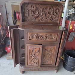 1960"s George ZeeDtyle mid-century Asian Hand Carved Flip Top  Dry Bar Cabinet 