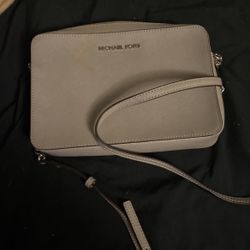 Michael Kors  Jet Set Travel Crossbody Bag