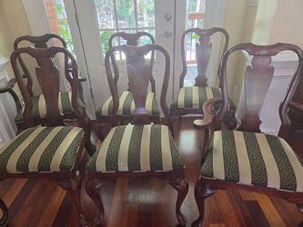 Set of 6 Queen Anne Dining Chairs