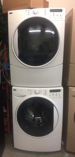 Kenmore set with pedestals