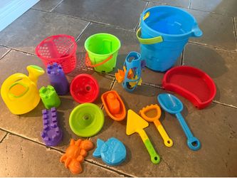 🏖️ 17- Piece Beach & Sandbox Toy Set – Colorful Outdoor Fun! 🪣🌊