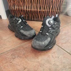 Work Boots That Look Like Sport Shoes