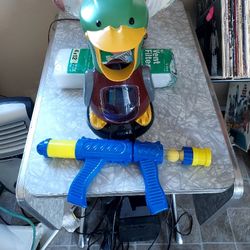 Hungry duck target game.