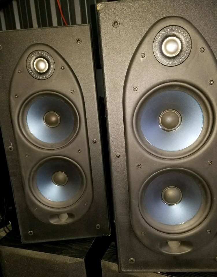 Polk RT55i speakers