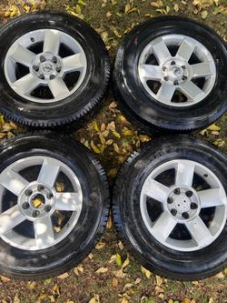 Nissan Wheel Set
